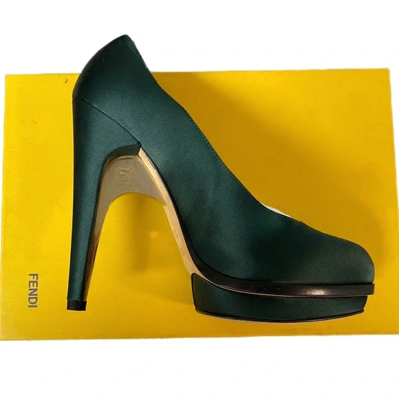 Fendi Hunter Green Satin Deep Platform Heels - Picture 2 of 11